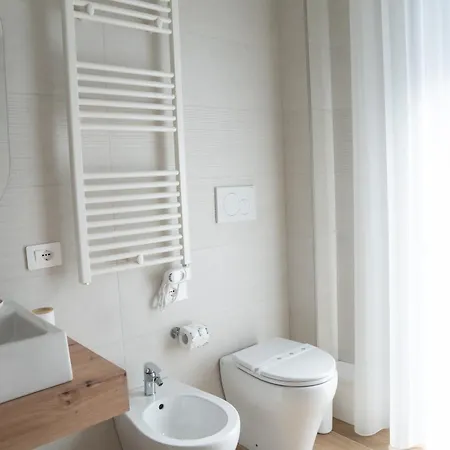 לינה וארוחת בוקר Ruah 3*