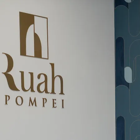 לינה וארוחת בוקר Ruah פומפיי